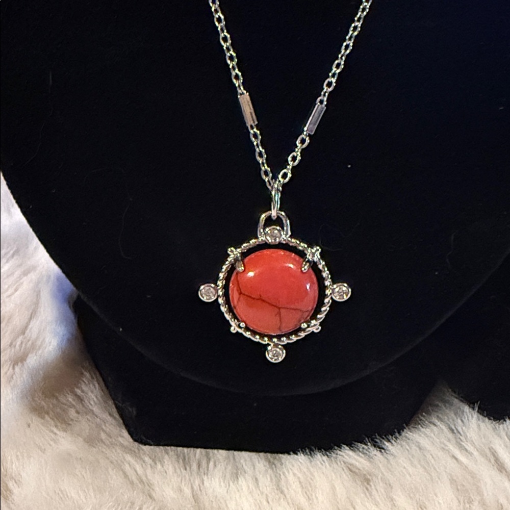 Silver plating Necklace with Vibrant coral/red stone - Picture 2 of 2